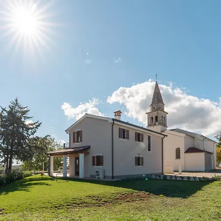 Stunning In Vizinada