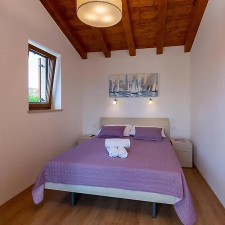 Stunning In Vizinada Σπίτι διακοπών