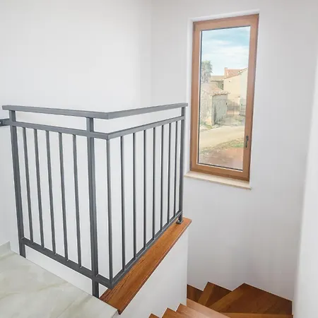 Будинок відпочинку Stunning In Vizinada *