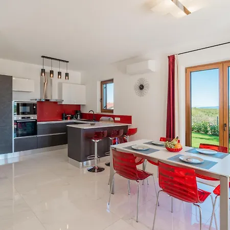 Stunning In Vizinada