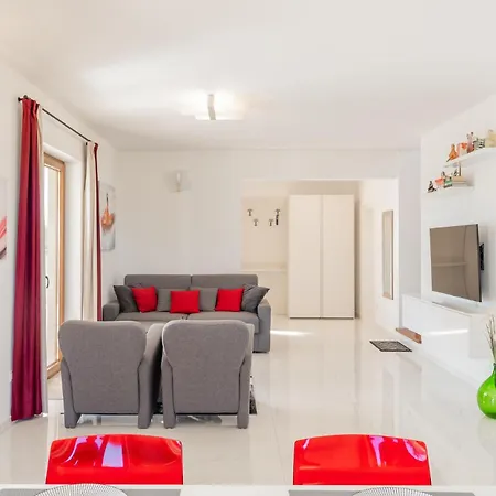 Stunning In Vizinada Ferienhaus *